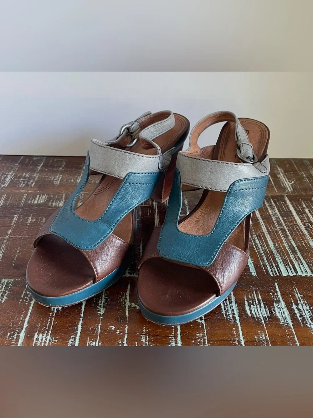 BIVIEL Leather Wedge Sandals in Blue, Brown & Gray